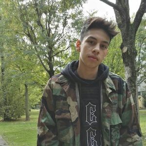 Meet your Posher, Stefano